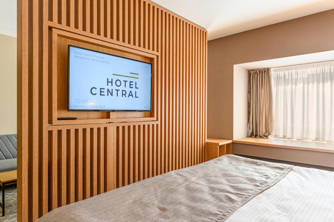 Hotel Central Pascani Екстер'єр фото