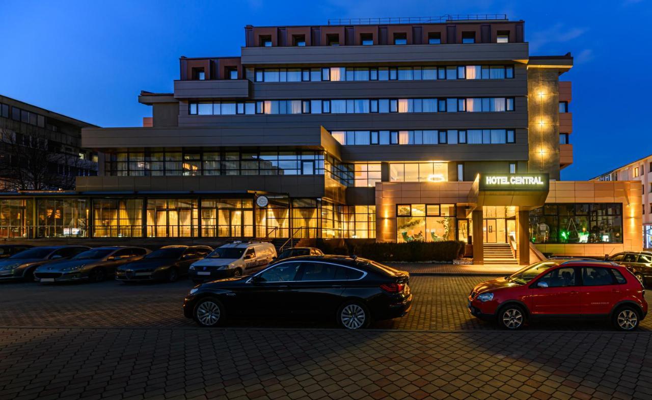 Hotel Central Pascani Екстер'єр фото