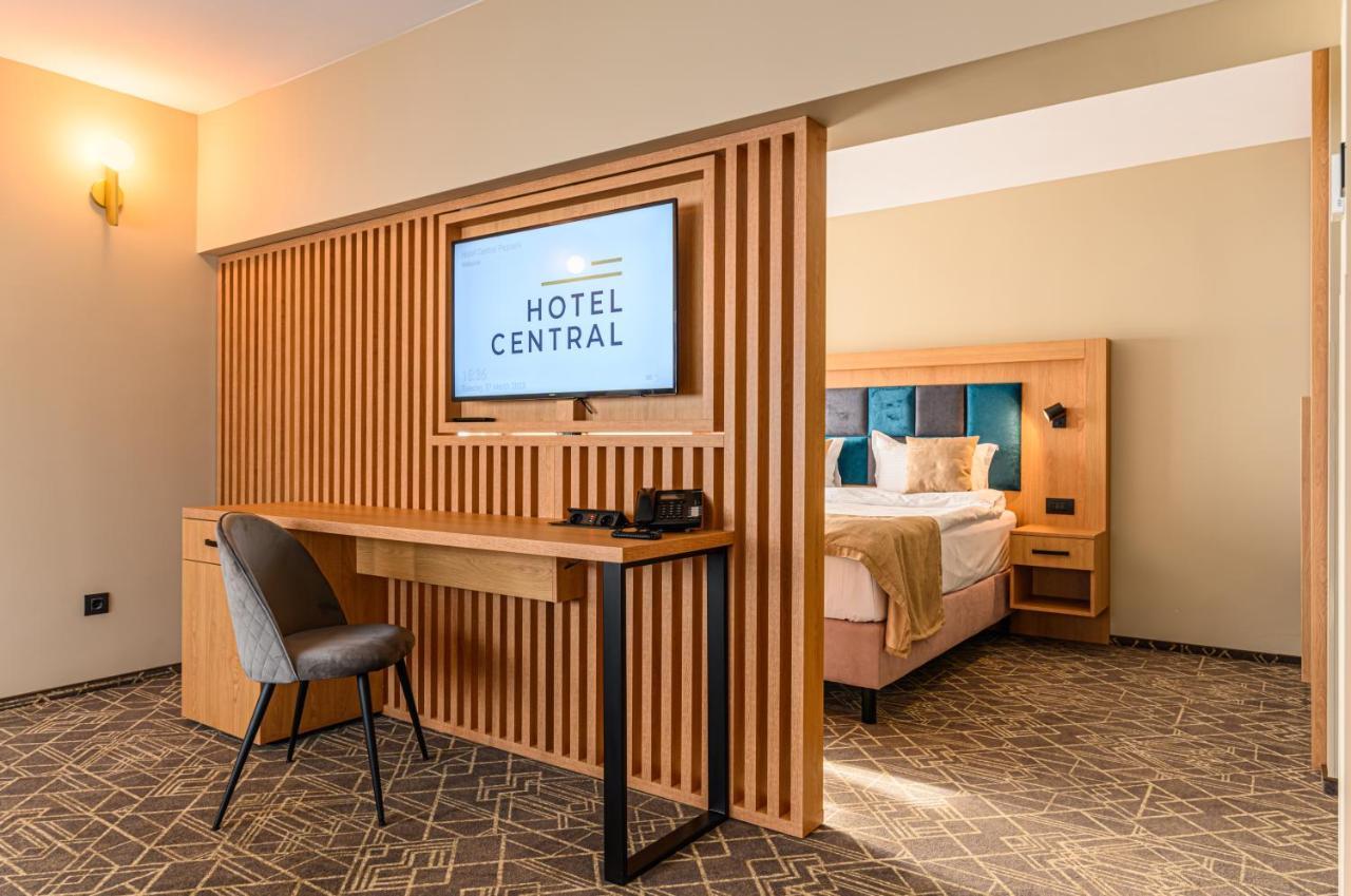 Hotel Central Pascani Екстер'єр фото