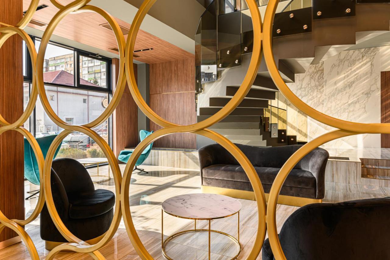 Hotel Central Pascani Екстер'єр фото