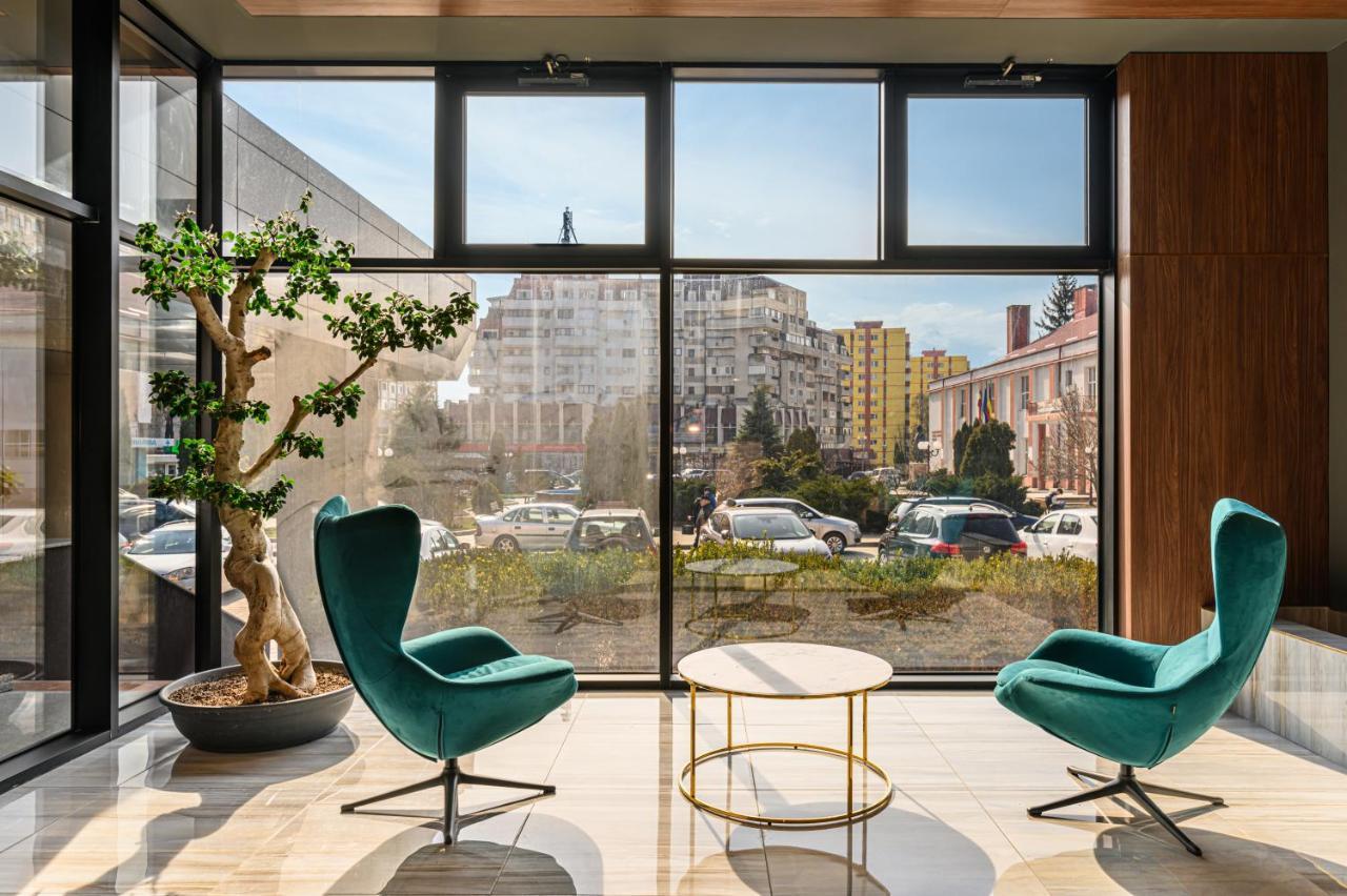 Hotel Central Pascani Екстер'єр фото