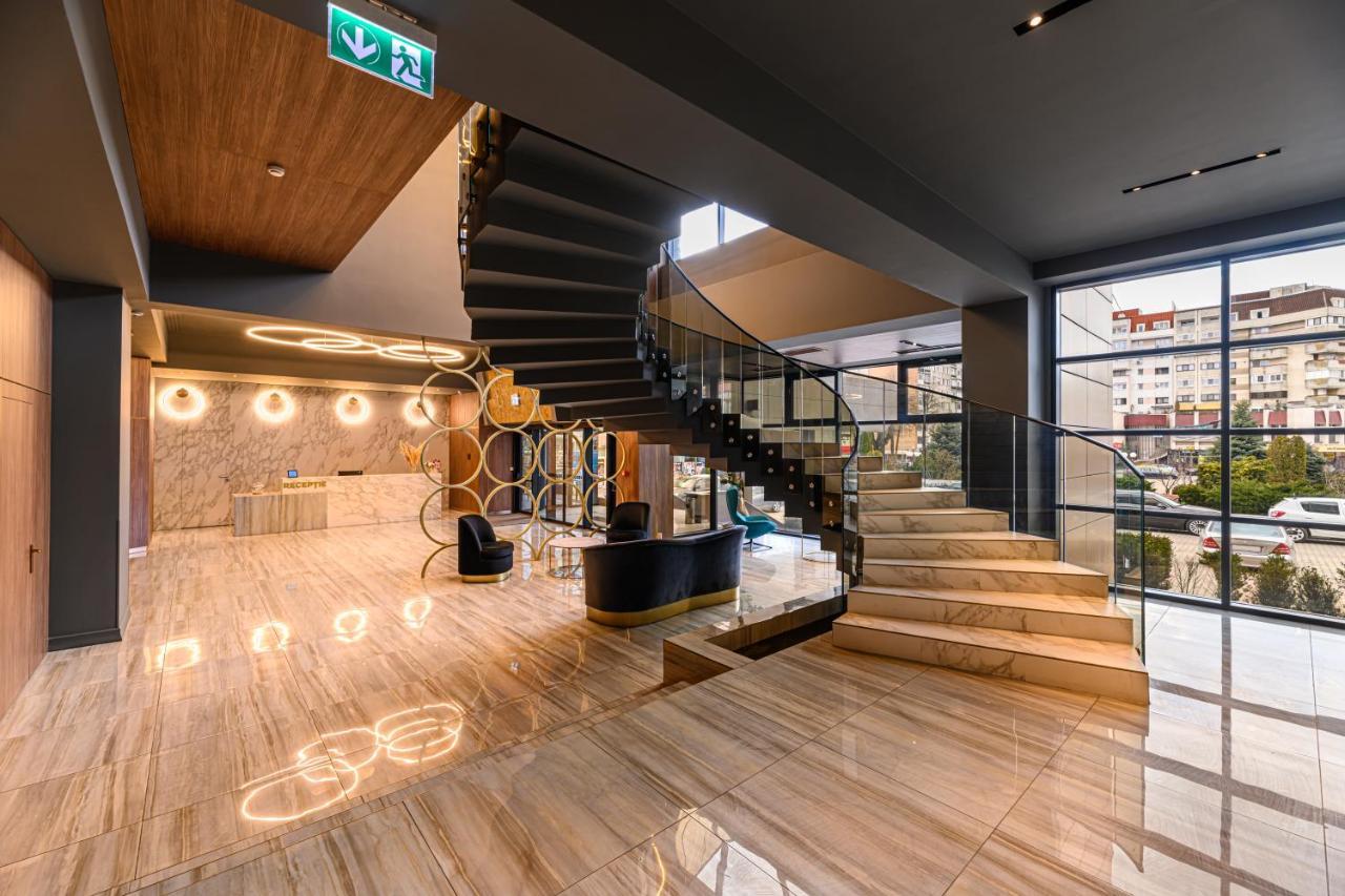 Hotel Central Pascani Екстер'єр фото