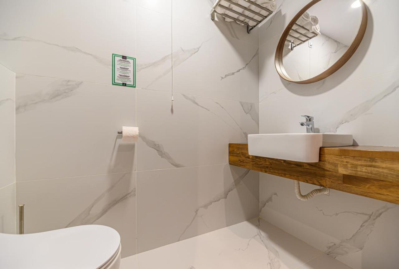 Hotel Central Pascani Екстер'єр фото